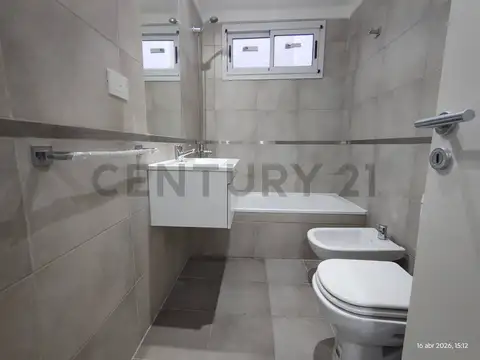 Avenida San Juan 2400, Piso 1