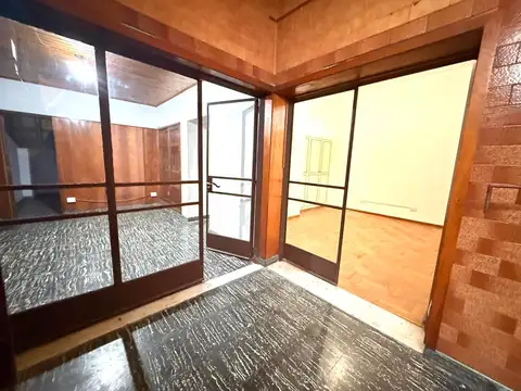 Depto Tipo Casa en Venta de 5 ambientes
