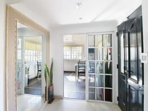 Depto Tipo Casa en Venta de 3 dormitorios