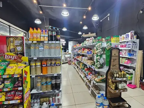 Se vende fondo de comercio 9 de Julio esquina Bv.