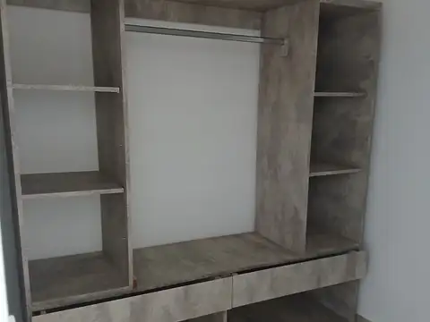 Departamento en Alquiler en Jose Leon Suarez, $ 700.000