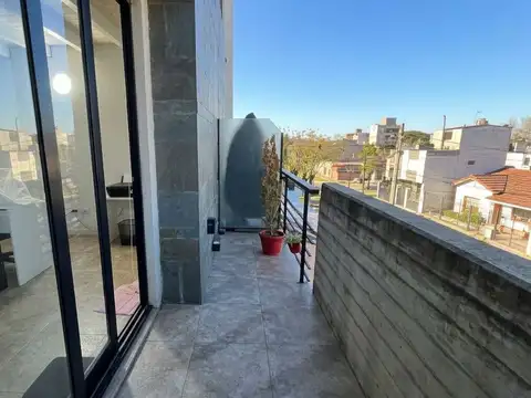 DPTO LOFT 2 AMB EN VENTA EN CASEROS CON BALCON