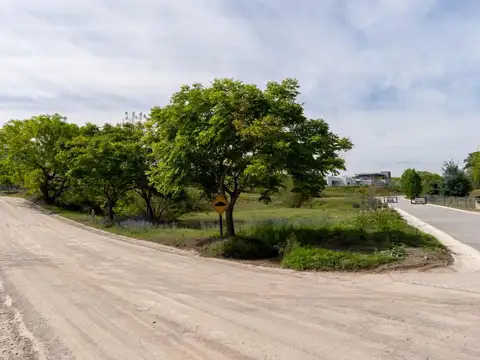 VENTA TERRENO DE 3833M2 CLUB DE CAMPO EL TIPAL