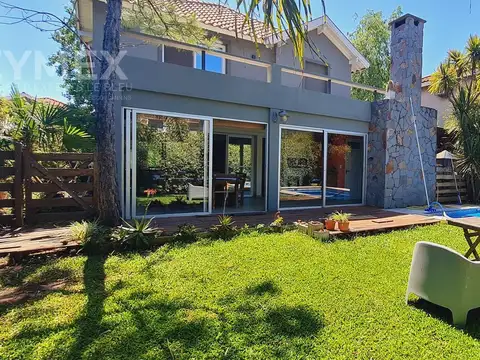 Casa 5 ambientes con 2 baños