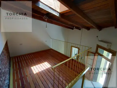 Depto Tipo Casa en Venta 70 años
