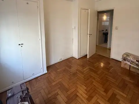 Venta 4 amb. con Dependencia Zona Torreón