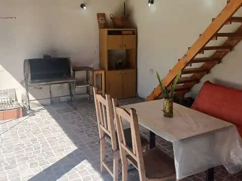Depto Tipo Casa en Alquiler en Ituzaingo Norte, $ 1.200.000