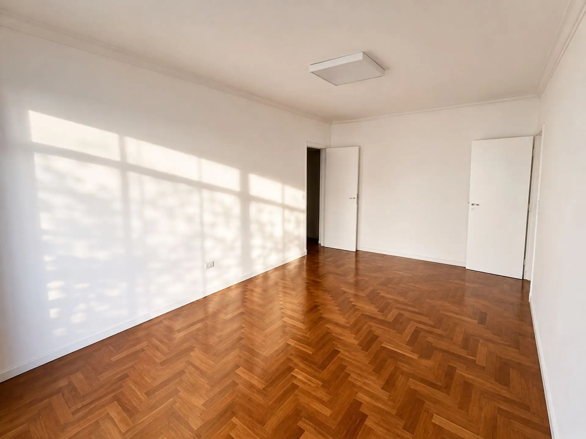 Depto 3 amb con dependencia, 70m² — Centro