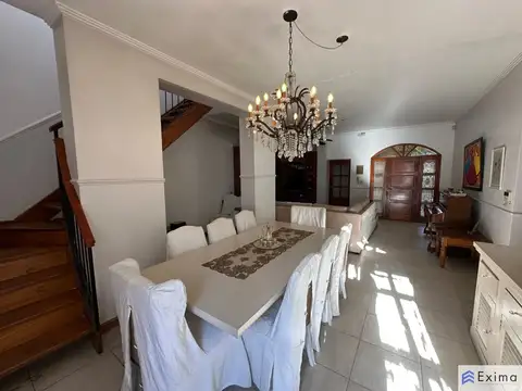 Casa en Venta en Nuestra Señora De Lourdes, USD 330.000