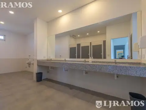 VENTA. Edificio Corporativo e Institucional Premium | Panamericana Km 50- Pilar - Ex colegio Magno