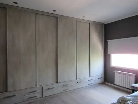 Venta CASA | 4 DORM | B° 107 VIVIENDAS | PLOTTIER