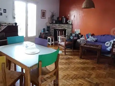 Departamento 4 ambientes con 2 baños
