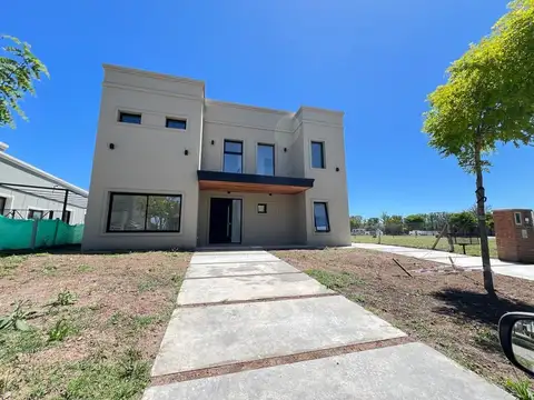 Casa  en Alquiler en San Pablo, Pilar, G.B.A. Zona Norte