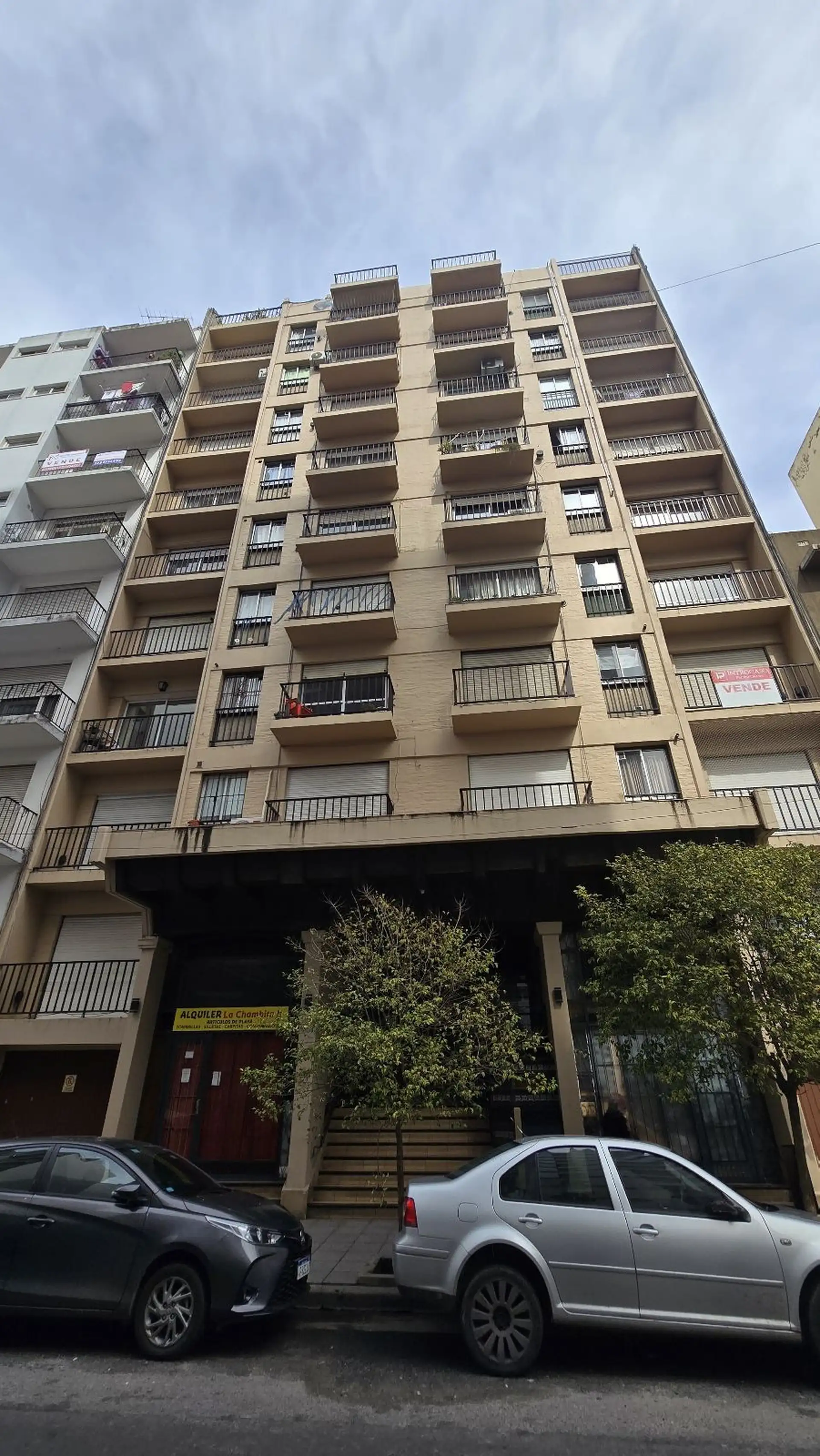 Venta Departamento 3 Ambientes Con Balcón Cochera