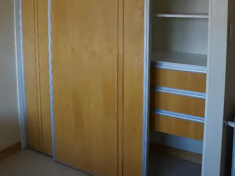 Departamento en Alquiler con 1 cocheras