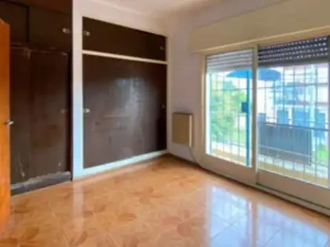 Venta departamento  2 ambientes con balcon