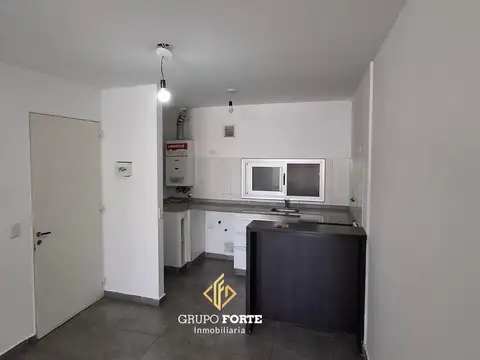 Departamento en Alquiler en Alberdi, $ 600.000