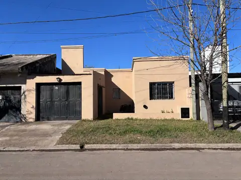 CASA EN VENTA EN PERGAMIN0