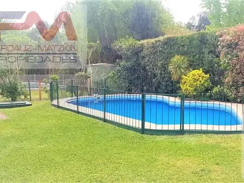 Casa 4 ambientes con 3 baños