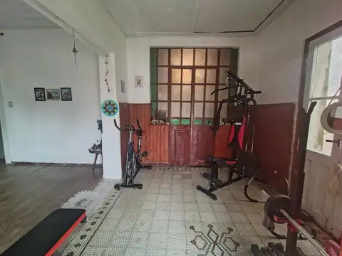 Mitre 400