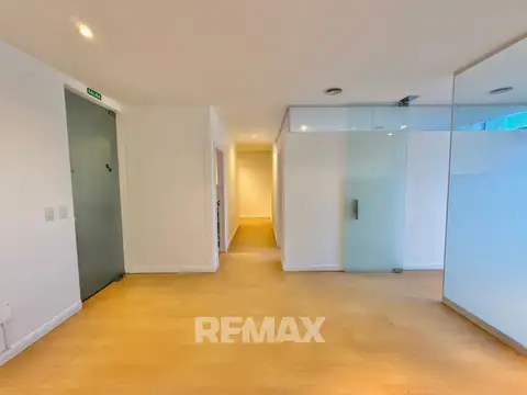 Oficina en Alquiler en Ayres Vila, USD 900