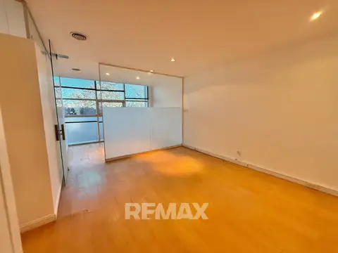 ALQUILER OFICINA SKYGLASS 1 70MTS AYRES VILA