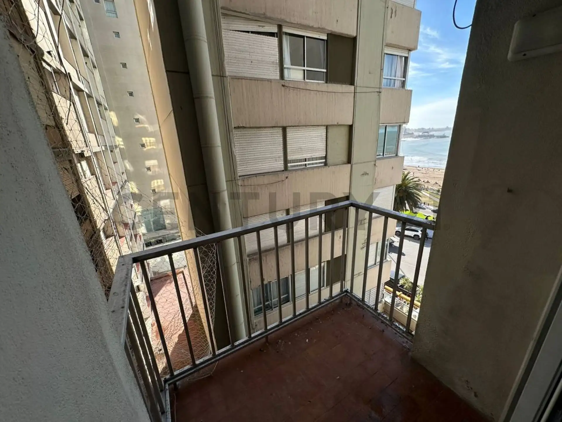 VENTA! 2 ambientes con vista parcial al mar