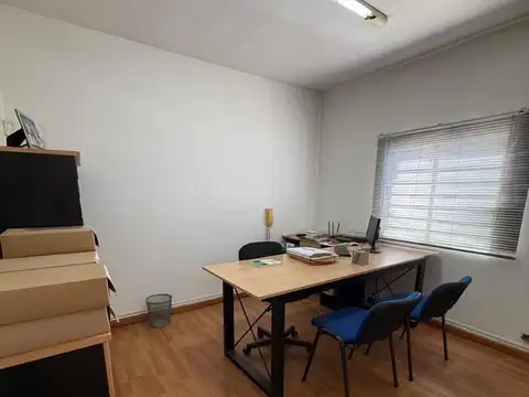 Oficina en Alquiler en Arguello, $ 1.500.000