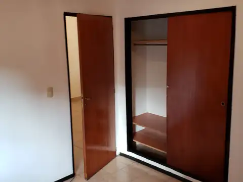 Almafuerte 3800, Piso 1