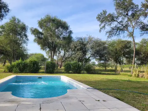 Casa de 2 dormitorios con pileta en La Mansa, para vivir y descansar!