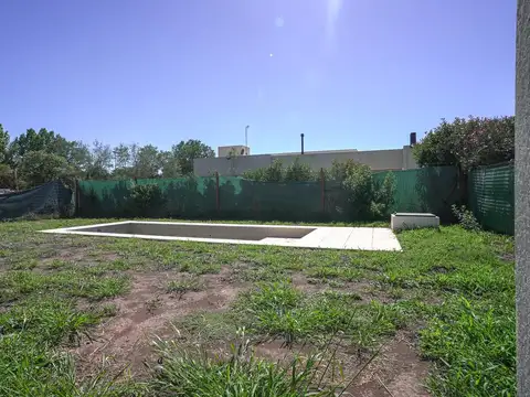 Casa a estrenar de 3 dormitorios en Don Mateo Funes