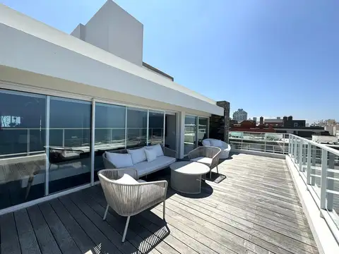 Departamento 5 ambientes con 4 baños