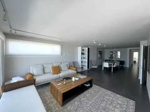 Rambla General Jose Artigas y Calle 17, Edificio Bonaire