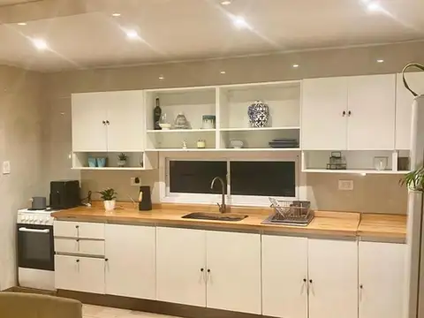 Casa 3 ambientes con 1 baño