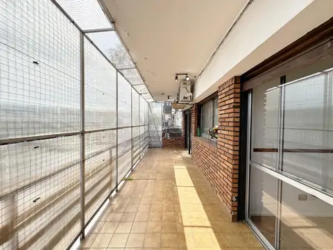 Depto Tipo Casa en Venta en Parque Avellaneda, USD 83.000