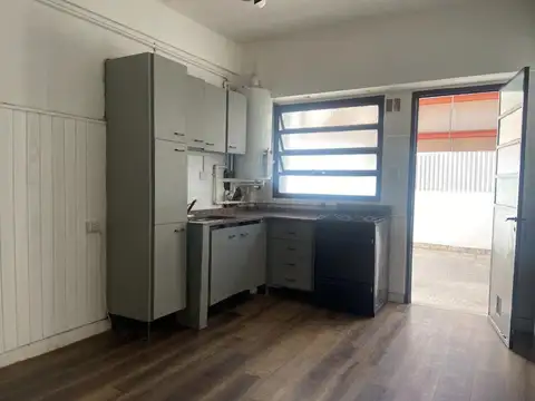 Depto Tipo Casa 3 ambientes con 1 baño