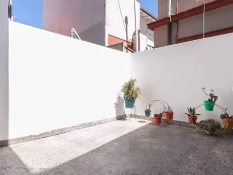 Depto Tipo Casa en Venta 45 años