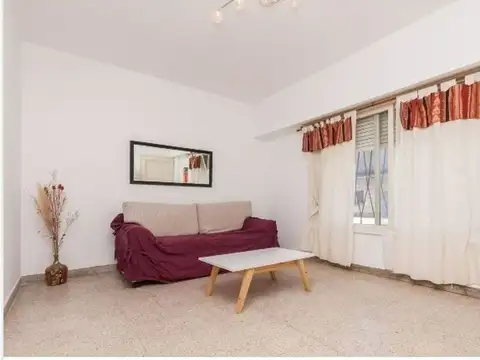 Depto Tipo Casa en Venta 45 años