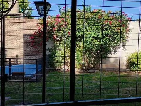 VENTA DE CASA BARRIO BOMBAL SUR GODOY CRUZ