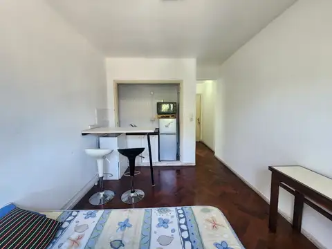 Av. del Golf 1400, Piso 1