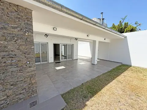 Casa en Venta en San Lorenzo, USD 240.000