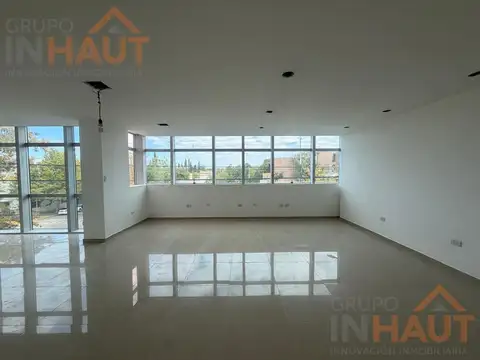Oficina en Alquiler en Cipolletti, $ 4.300.000