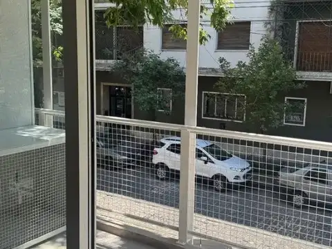 VENTA DE MONO EN PALERMO CON BALCON PILETA Y PARRILLA