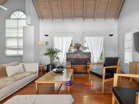 Casa a la venta y en alquiler en Campos de Alvarez