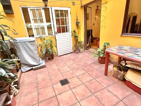 Ángel Gallardo 800, Piso PB