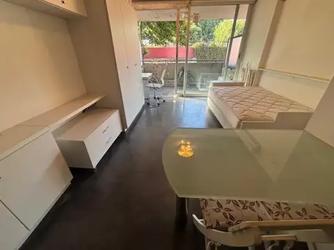 Excelente monoambiente amueblado,balcón, amenities.