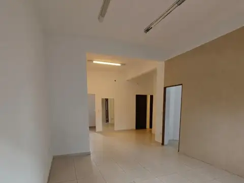 Departamento 6 ambientes con 2 baños