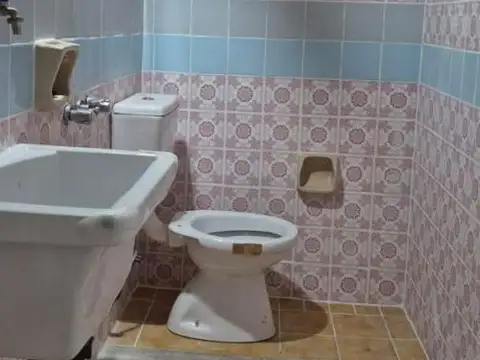 Alquiler de Galpón en Villa Raffo, Tres de Febrero