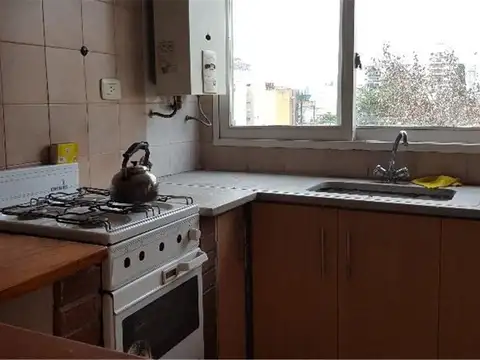 3 ambientes muy luminoso. Venta con Renta en Villa Crespo