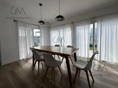 Casa en Alquiler Temporal en Rumenco Joven, USD 380